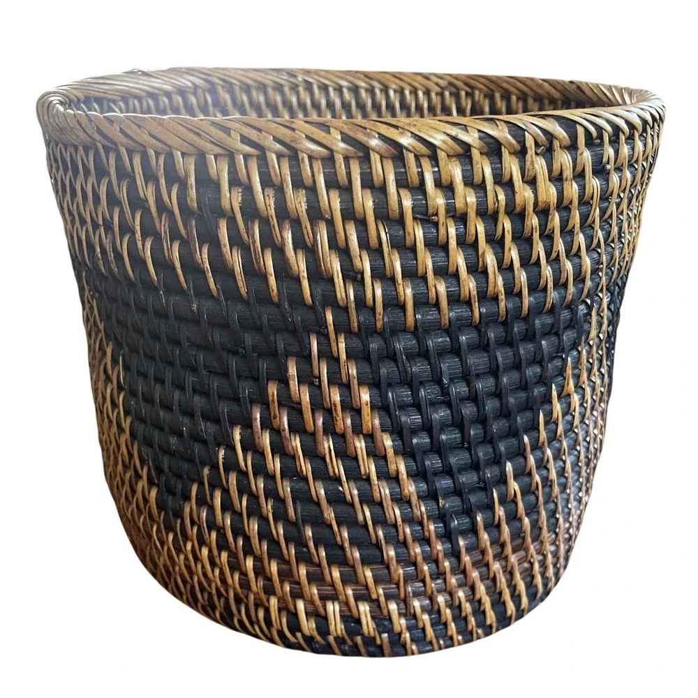 N/A handwoven rattan